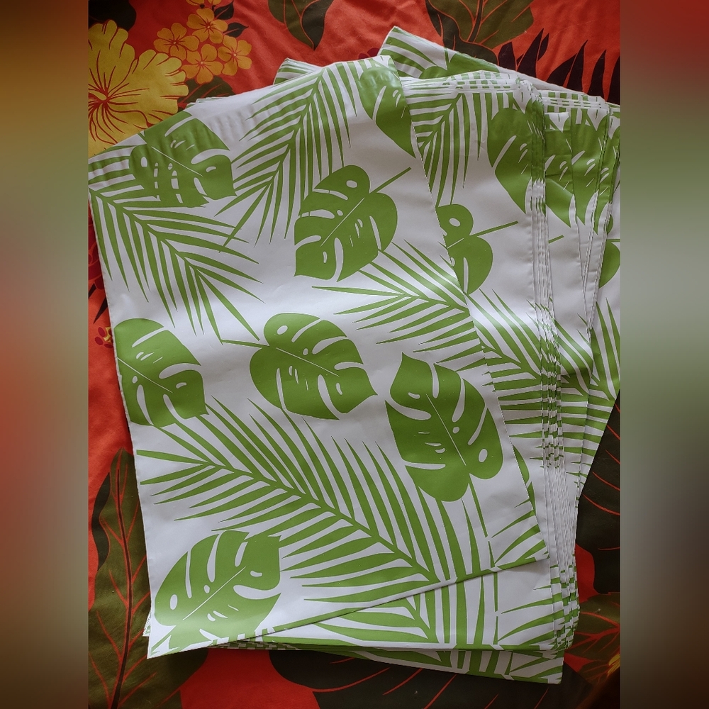 Tropical Leaf Print Shipping Mailer